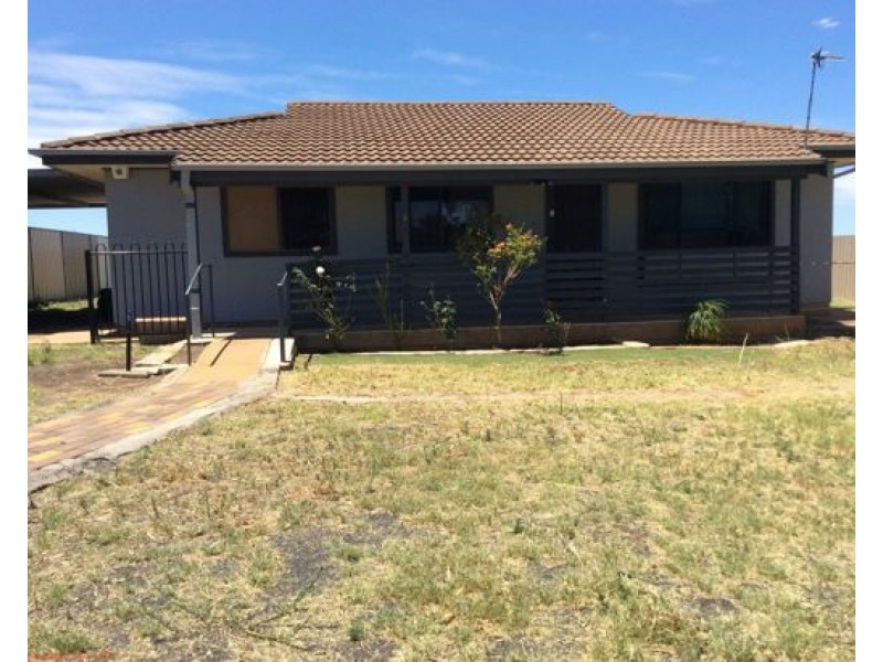 5 Tanderra Close, Dubbo NSW 2830