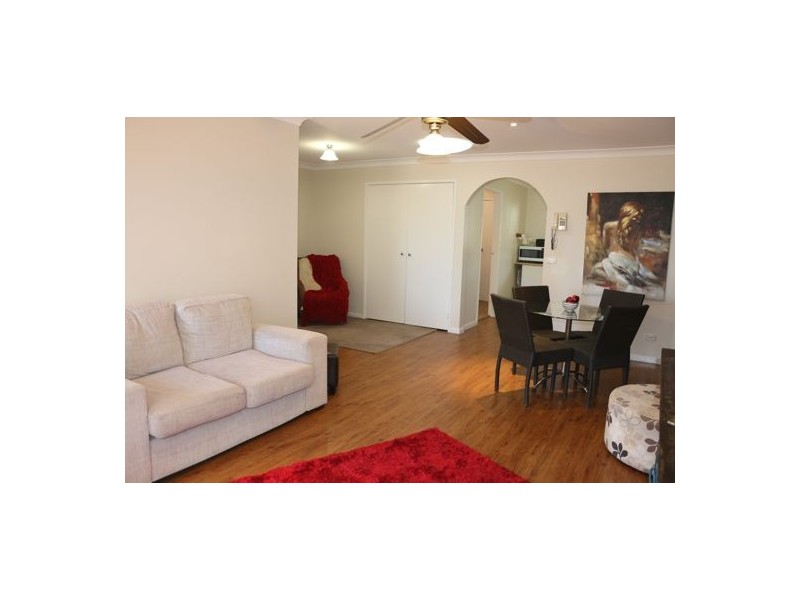 2/3 Nelson Place, Dubbo NSW 2830