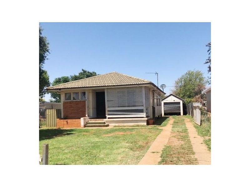 16 Yulong Street, Dubbo NSW 2830