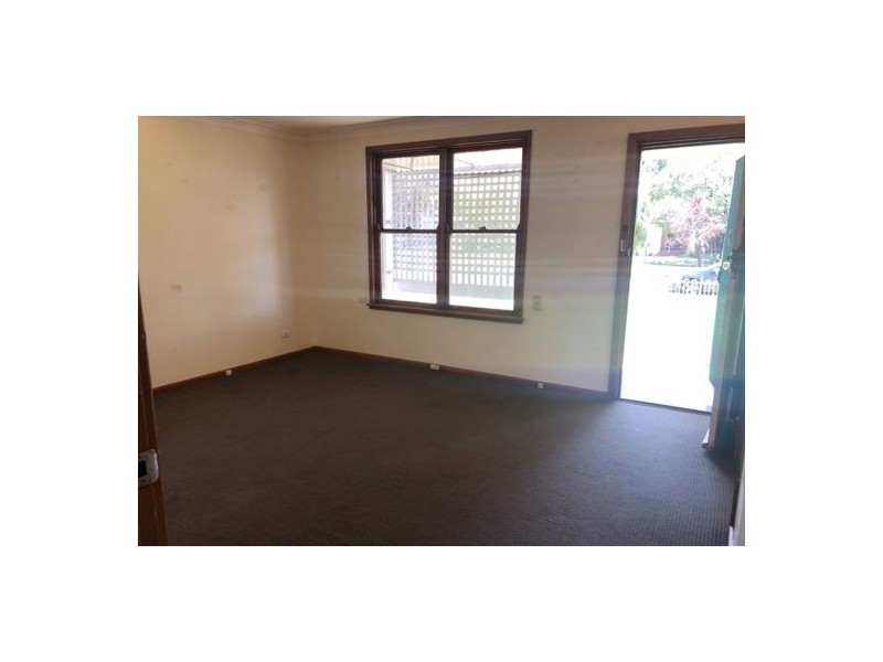 16 Yulong Street, Dubbo NSW 2830
