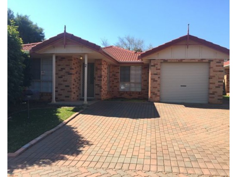 2 Carling Court, Dubbo NSW 2830