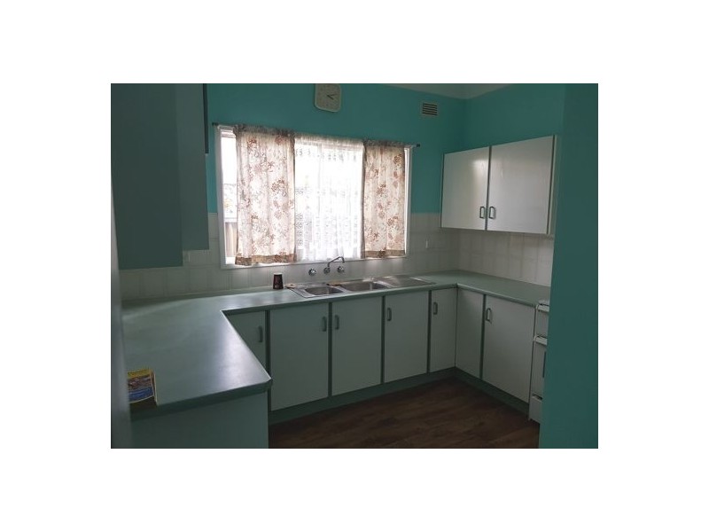 4 Banksia Crescent, Dubbo NSW 2830