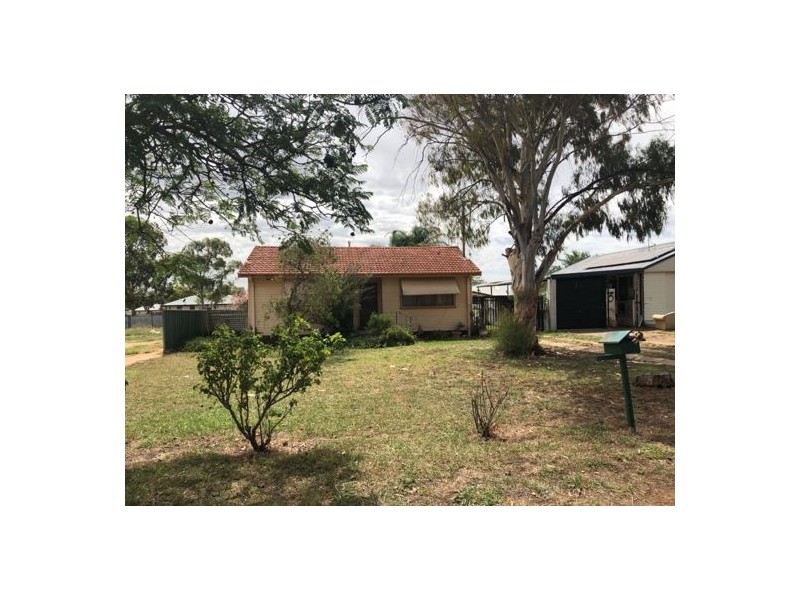32 Alcheringa Street, Dubbo NSW 2830