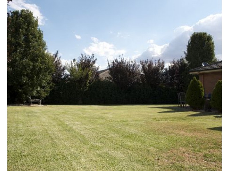 18 Sunvale Avenue, Dubbo NSW 2830