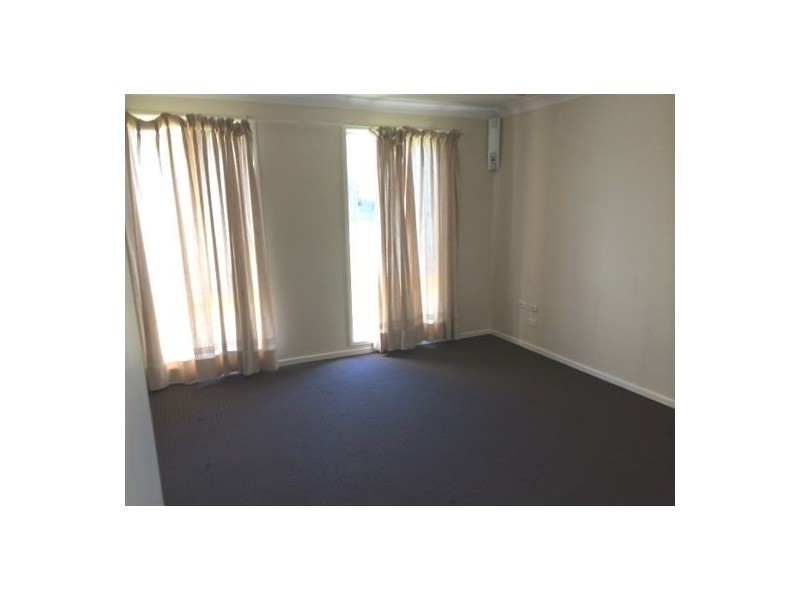 17 Meadowbank Drive, Dubbo NSW 2830