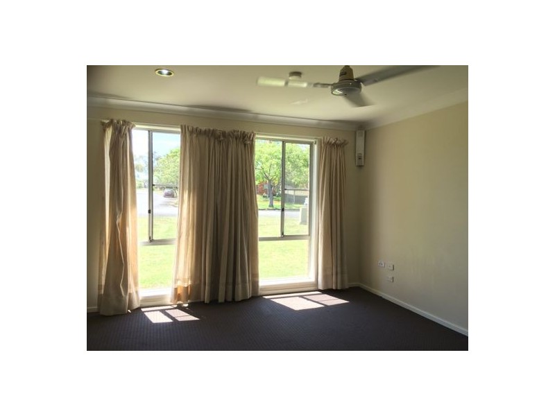 17 Meadowbank Drive, Dubbo NSW 2830