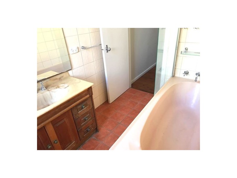 13 Park Street, Dubbo NSW 2830