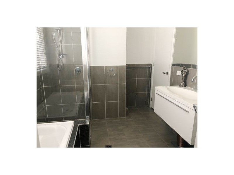 14 Ellenborough Avenue, Dubbo NSW 2830