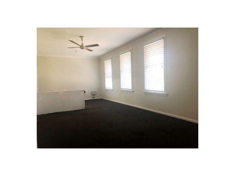 37 Spence Street, Dubbo NSW 2830
