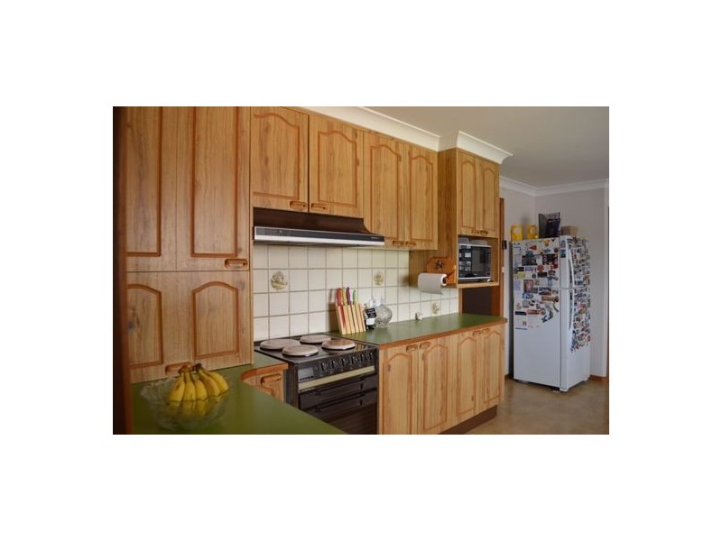128 Euchie Street, Peak Hill NSW 2869