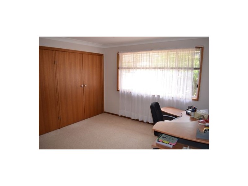 128 Euchie Street, Peak Hill NSW 2869