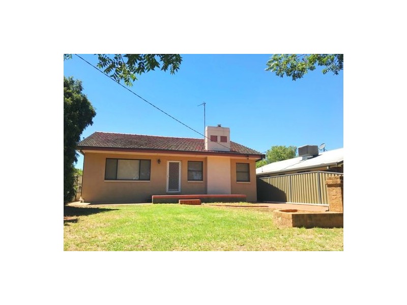 13 Park Street, Dubbo NSW 2830