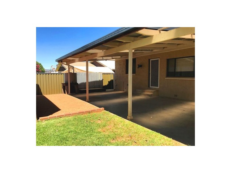 13 Park Street, Dubbo NSW 2830