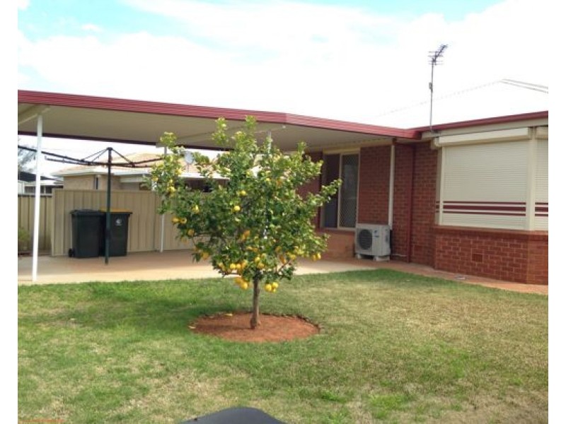 30 Swan Street, Dubbo NSW 2830
