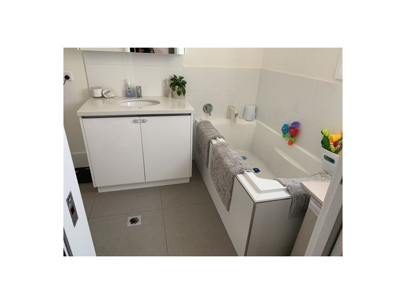 21A Magnolia Boulevard, Dubbo NSW 2830