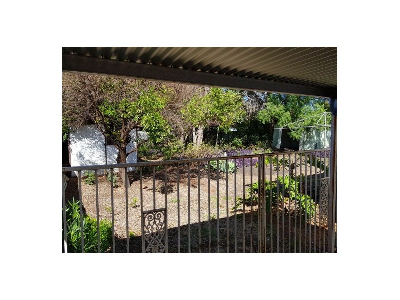 122 Yaruga Street, Dubbo NSW 2830