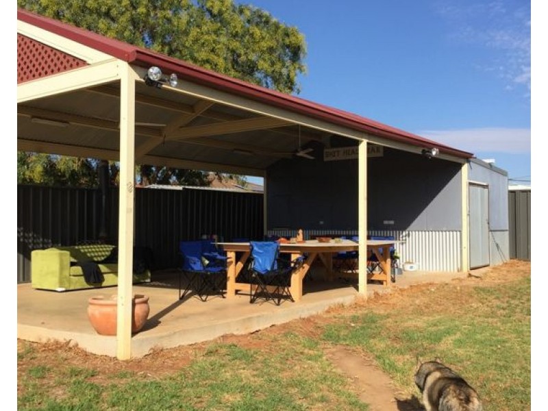 10 Salter Drive, Dubbo NSW 2830