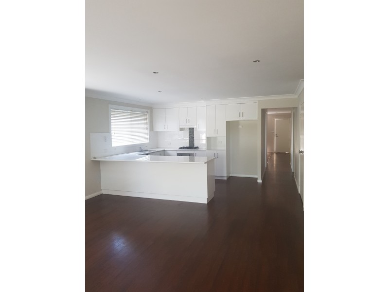 26A & 26B Lansdowne Drive, Dubbo NSW 2830