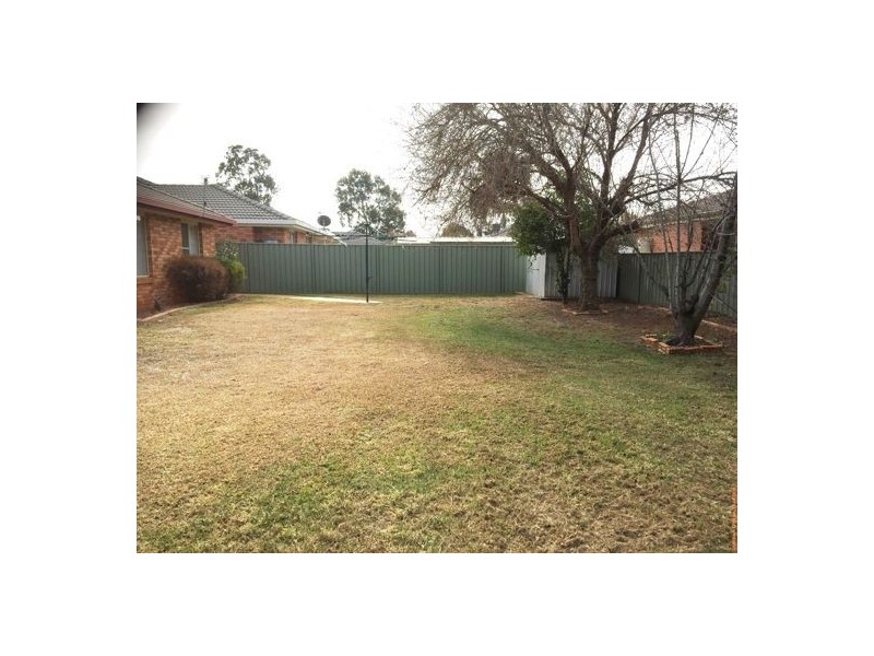 8 Barwon Way, Dubbo NSW 2830