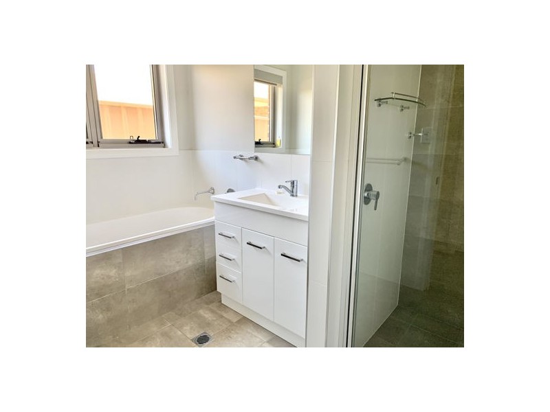 7 Ebor Way, Dubbo NSW 2830