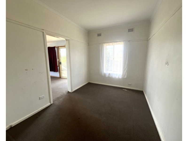 7 Minore Road, Dubbo NSW 2830