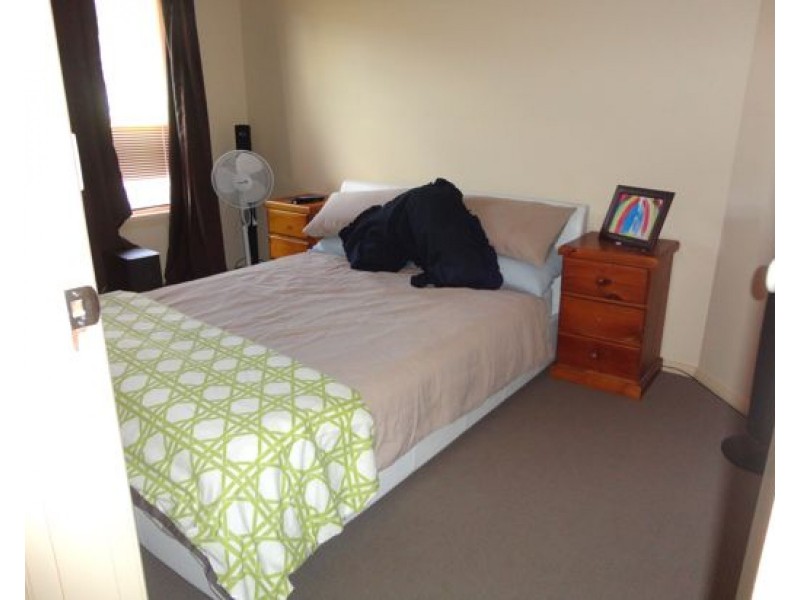 2/25 Kingfisher Street, Dubbo NSW 2830