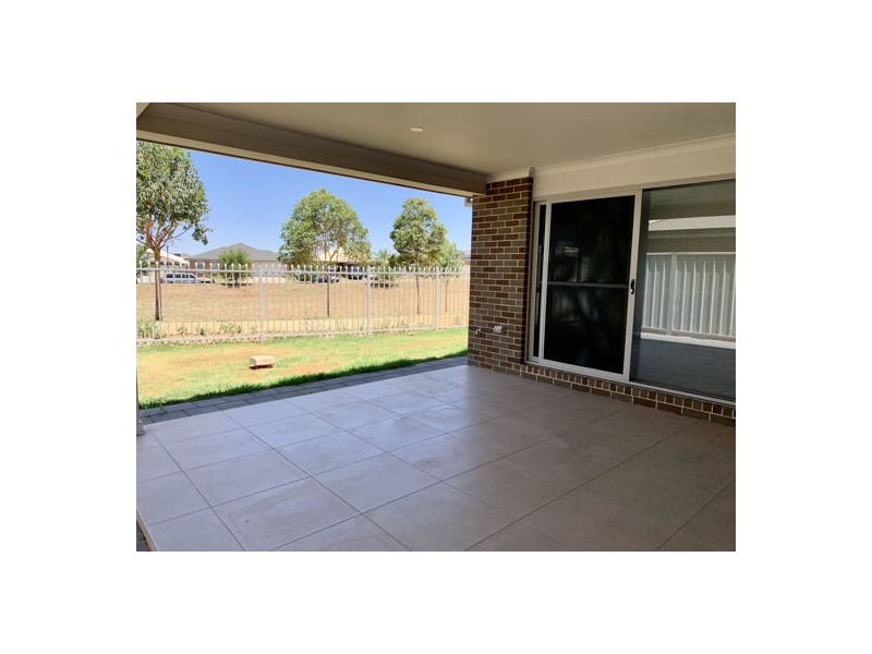 7 Ebor Way, Dubbo NSW 2830