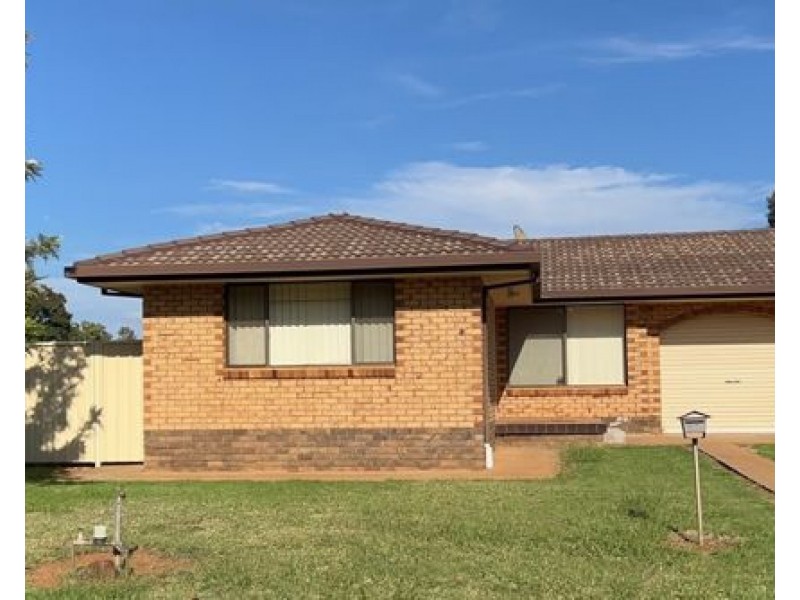 1/3 Rainbow Place, Dubbo NSW 2830