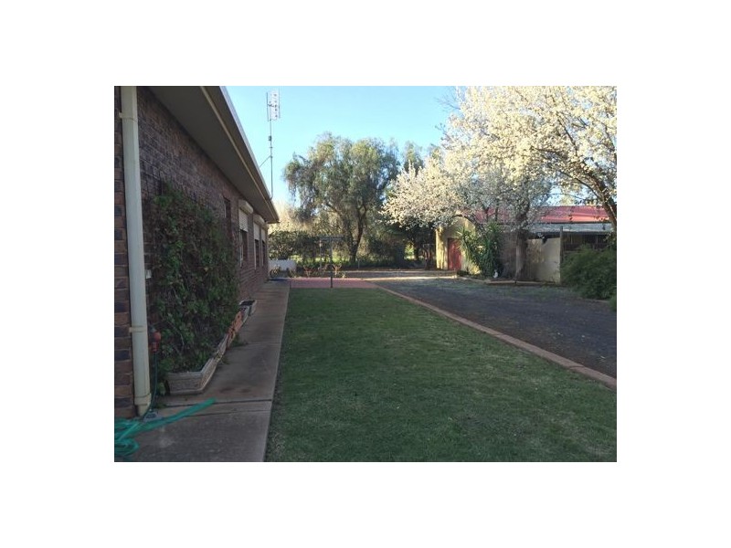 520 Wheelers Lane, Dubbo NSW 2830