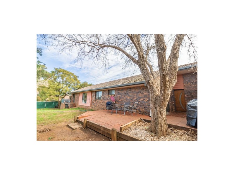 33 Alder Place, Dubbo NSW 2830