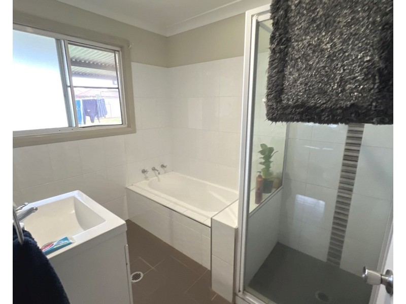 14 Salter Drive, Dubbo NSW 2830