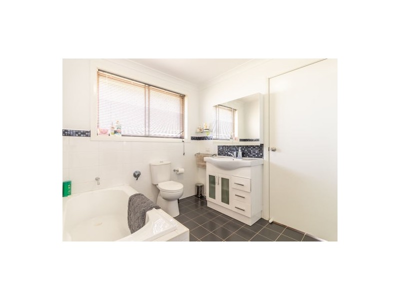 38 Linda Drive, Dubbo NSW 2830