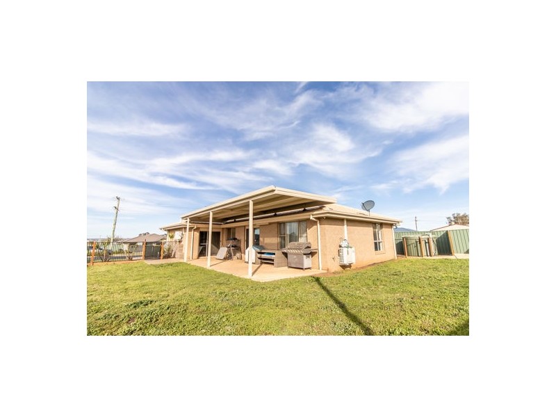 38 Linda Drive, Dubbo NSW 2830