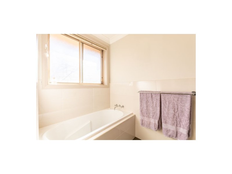 18 Sunvale Avenue, Dubbo NSW 2830