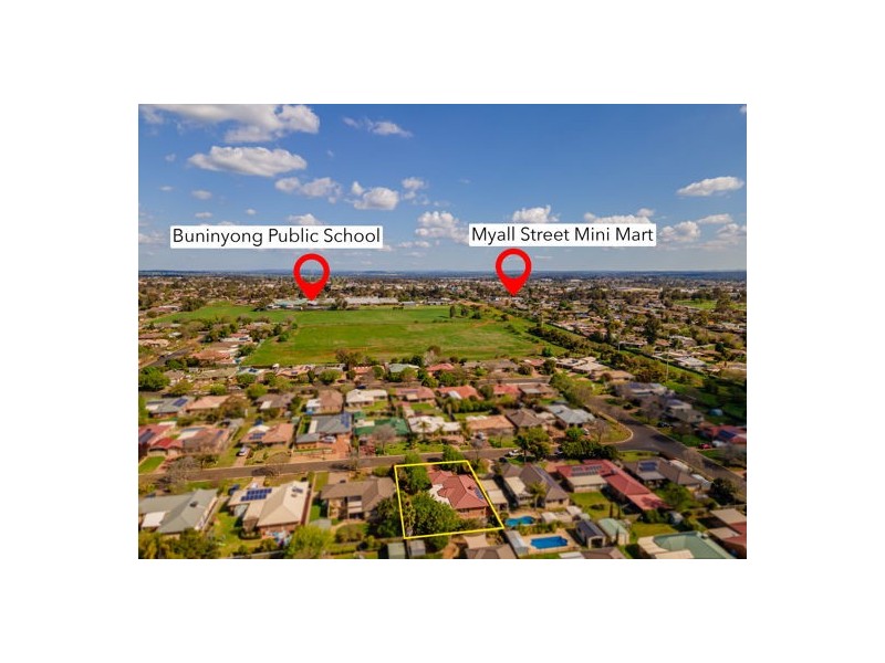 8 Ken McMullen Place, Dubbo NSW 2830