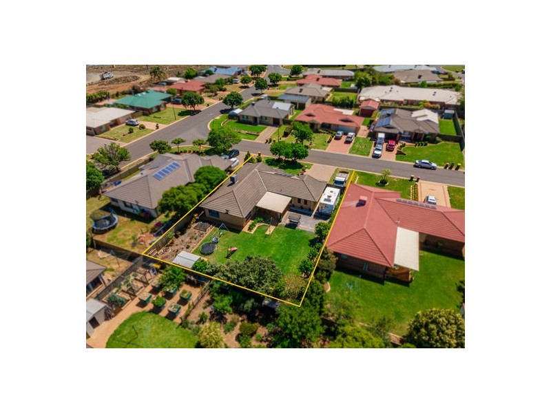 3 Cronin Place, Dubbo NSW 2830