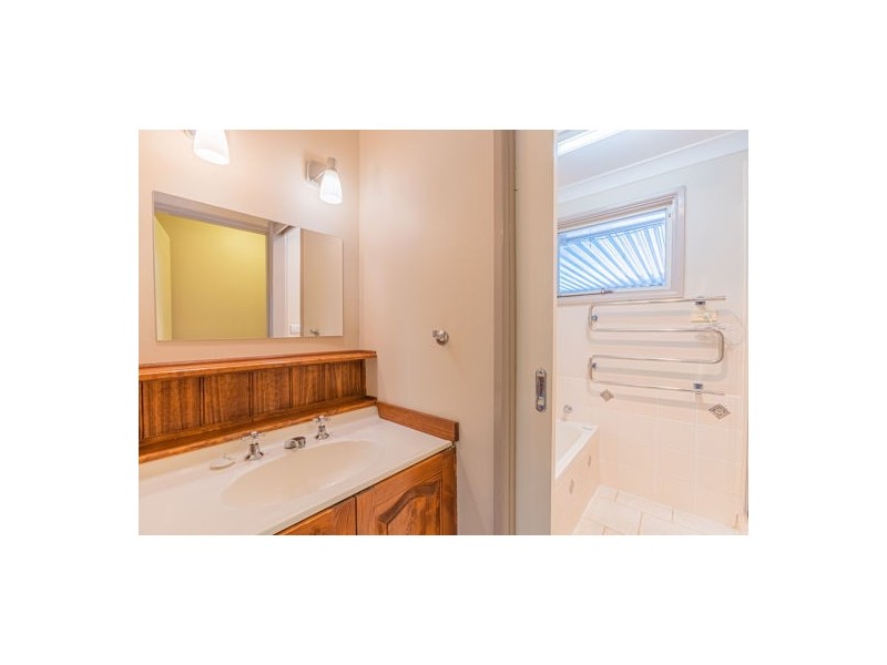 17 Oxley Circle, Dubbo NSW 2830