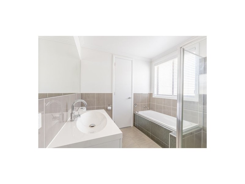 14 Ellenborough Avenue, Dubbo NSW 2830