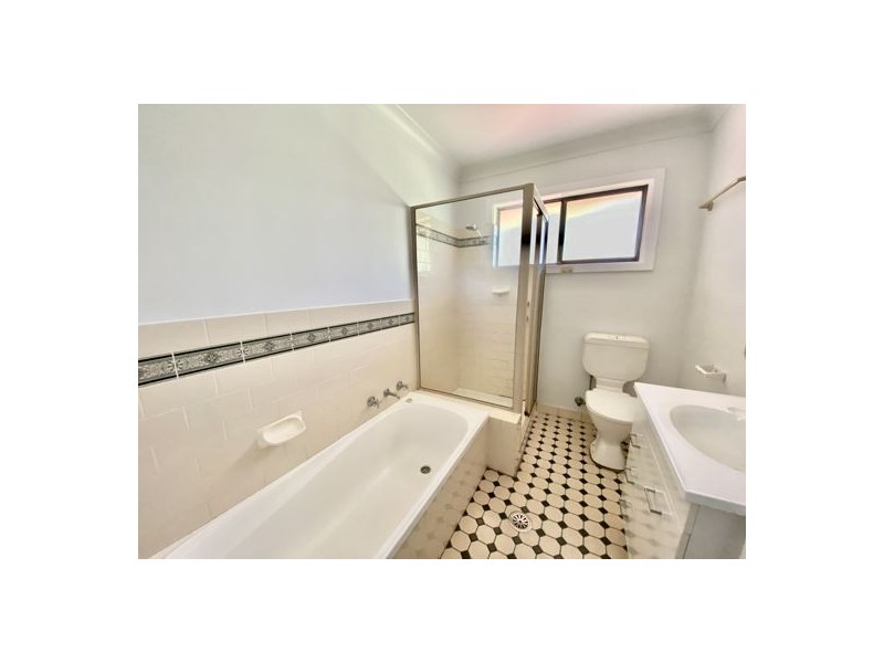 33 Alder Place, Dubbo NSW 2830