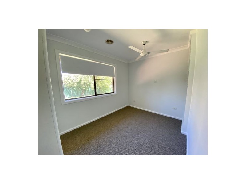 33 Alder Place, Dubbo NSW 2830