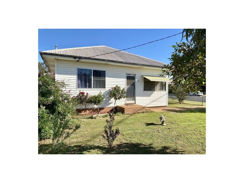 91 Macleay Street, Dubbo NSW 2830