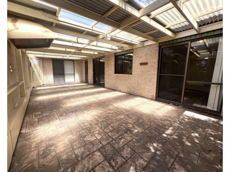 4 Hazelwood Drive, Dubbo NSW 2830