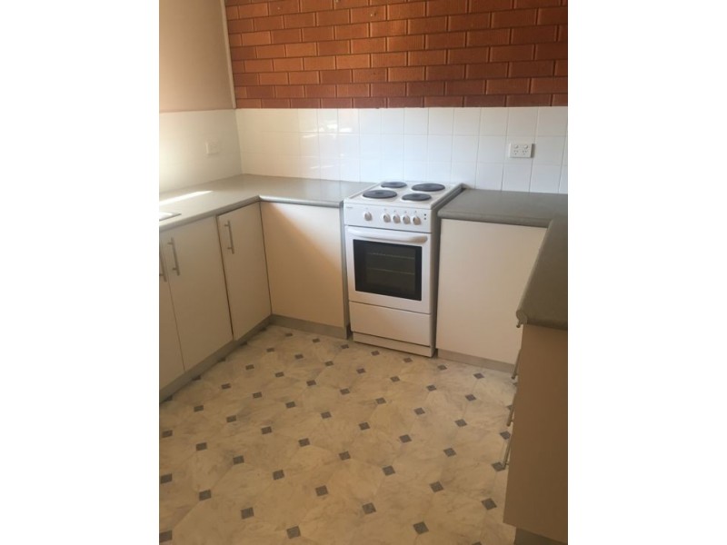 4/4 Forrest Crescent, Dubbo NSW 2830