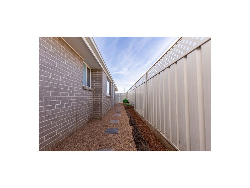 8A Apsley Crescent, Dubbo NSW 2830