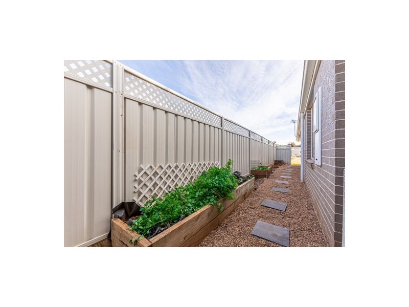 8A Apsley Crescent, Dubbo NSW 2830