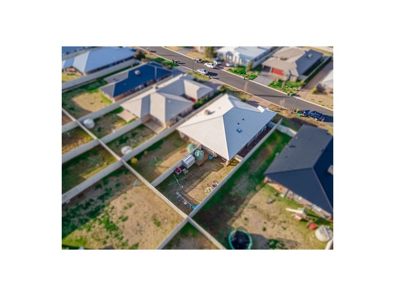 8A Apsley Crescent, Dubbo NSW 2830