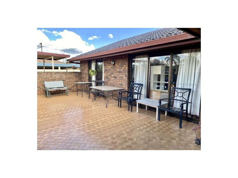 45 Banksia Crescent, Dubbo NSW 2830