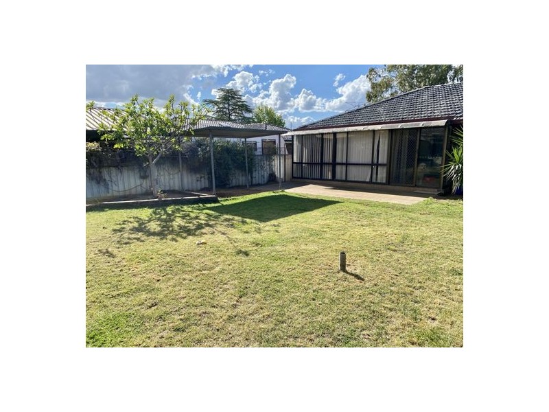 45 Banksia Crescent, Dubbo NSW 2830