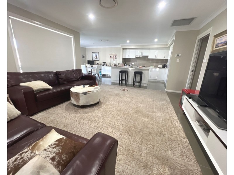 9 Ebor Way, Dubbo NSW 2830