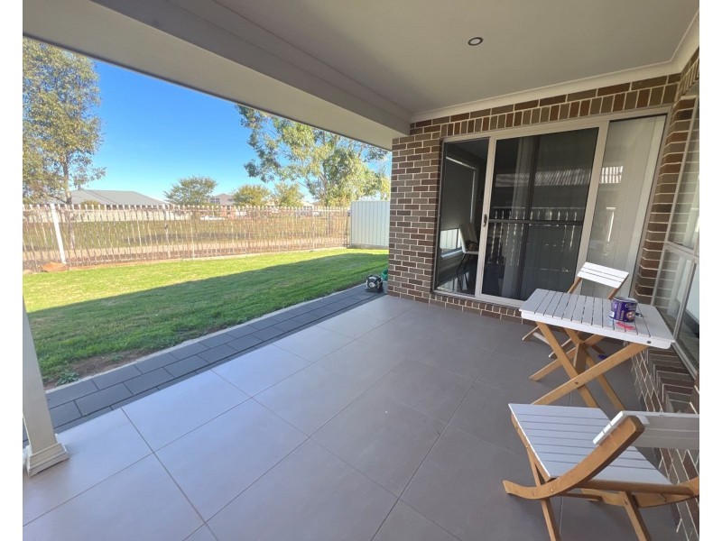 9 Ebor Way, Dubbo NSW 2830